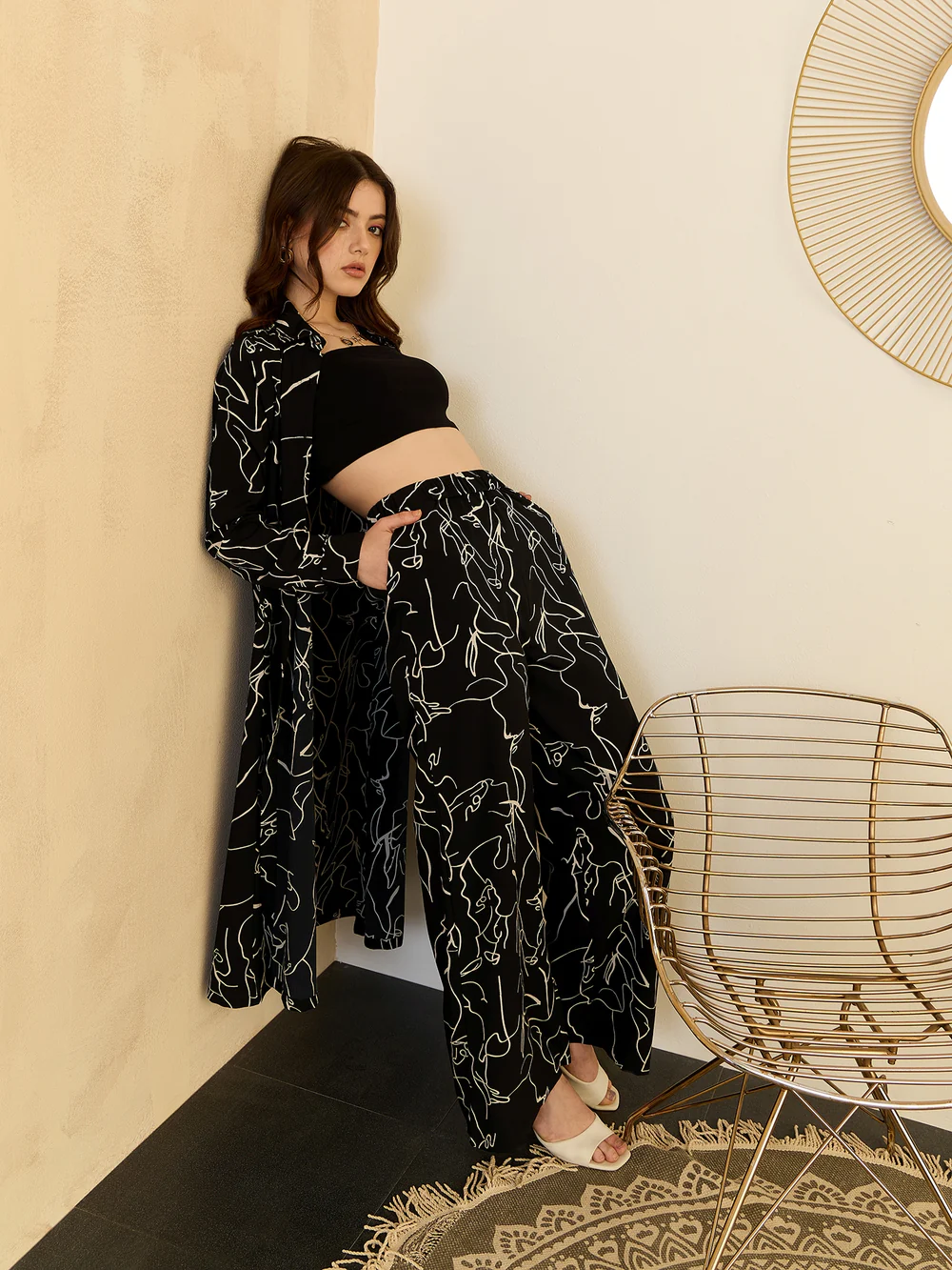 Berrylush Women Black Printed Spreed Collar Co-ords Set