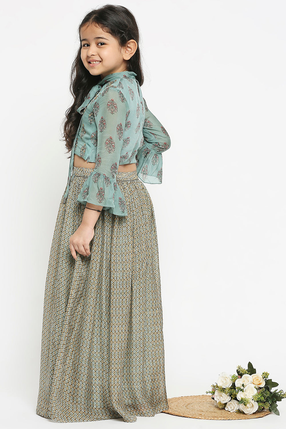 MUASIR PRINTED SKIRT PAIRED WITH CROP TOP